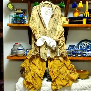 💥SOLD💥Krista Larson Billowy Cardigan Queen Anne's Lace NWTO🔥Huge Bundle Sale